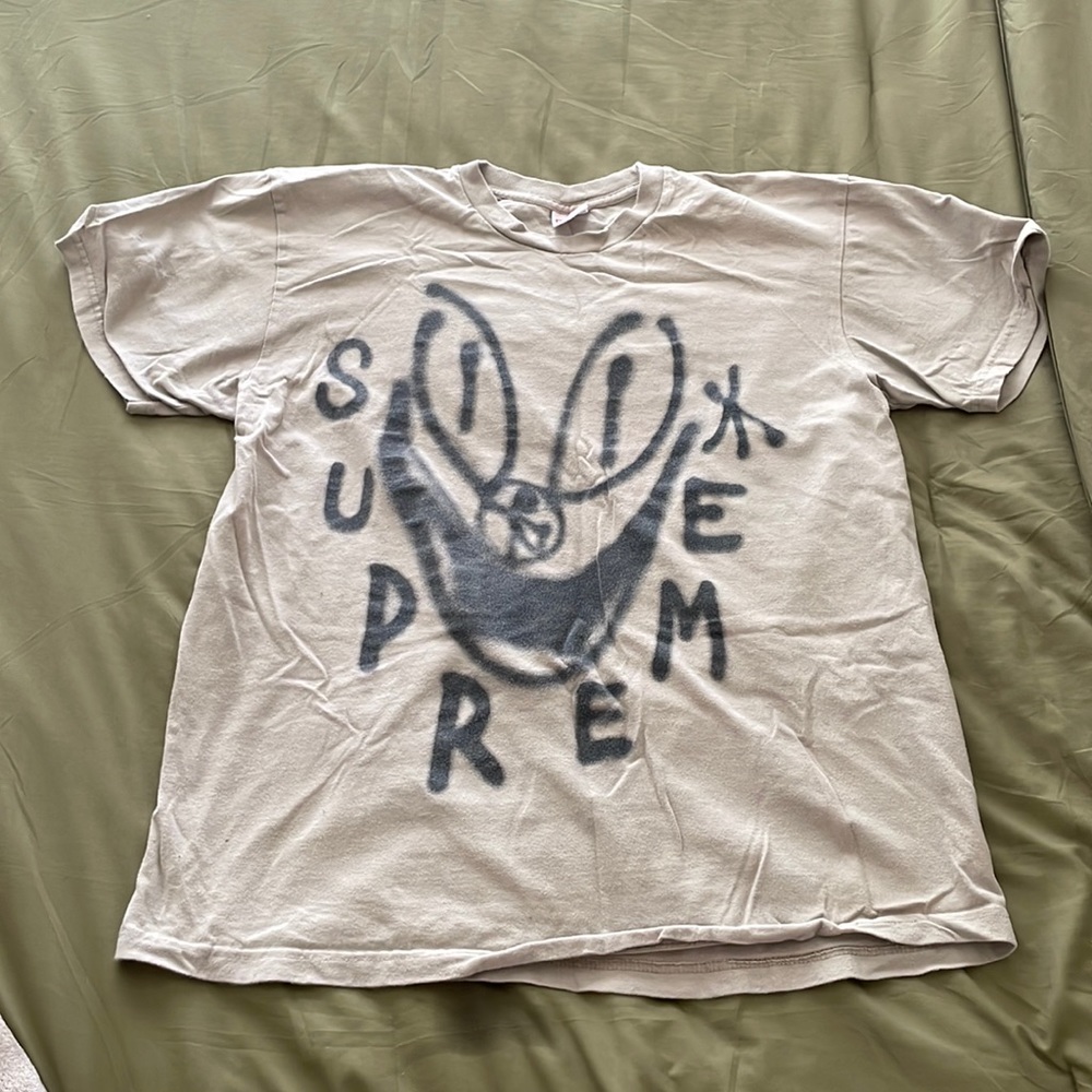 Supreme smiley shirt